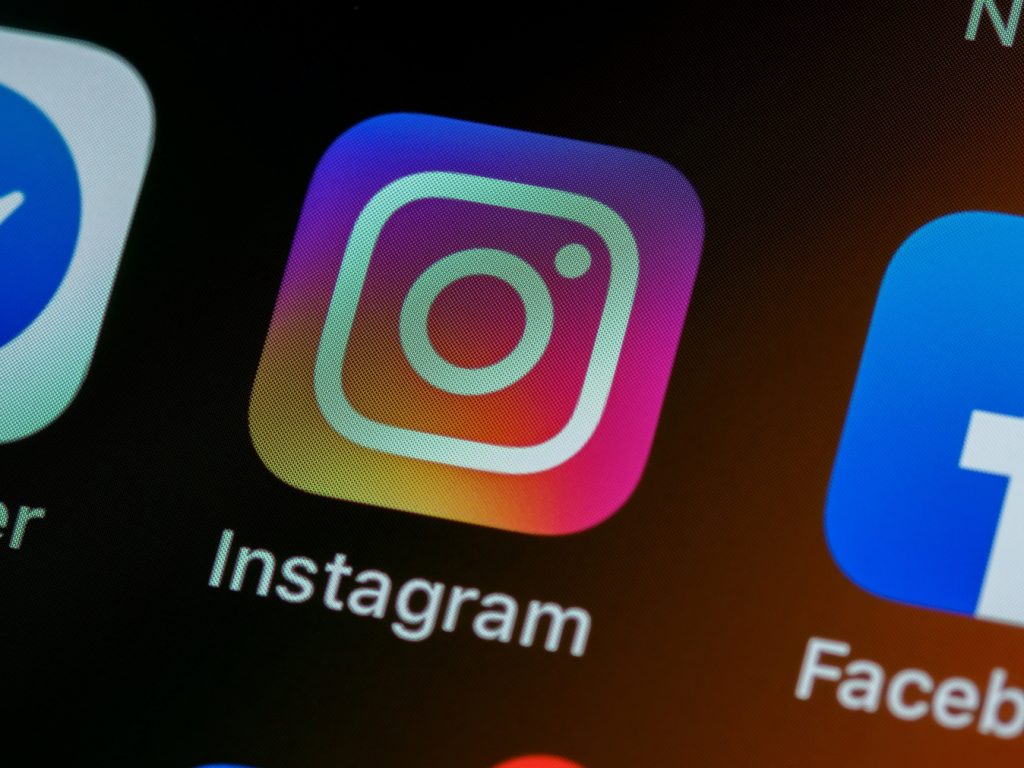 can-you-get-hacked-through-instagram-dm-bug-hacking